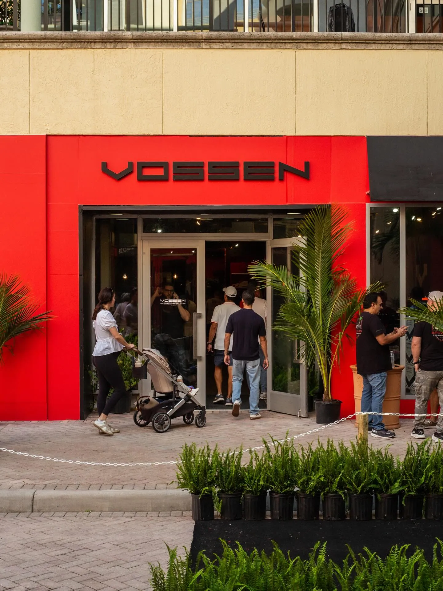 VOSSEN Engineered Art Gallery at Das Renn Treffen 2026