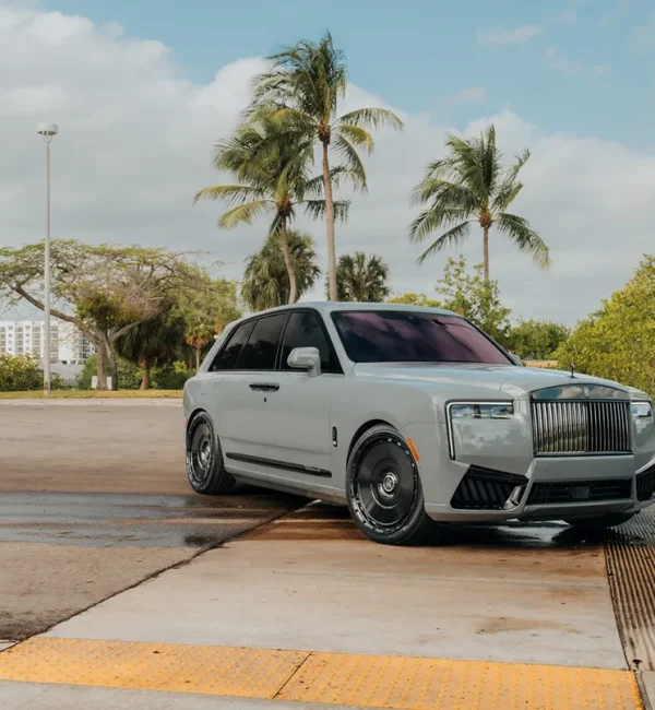 Rolls Royce Cullinan - Novitec SP3 Vossen