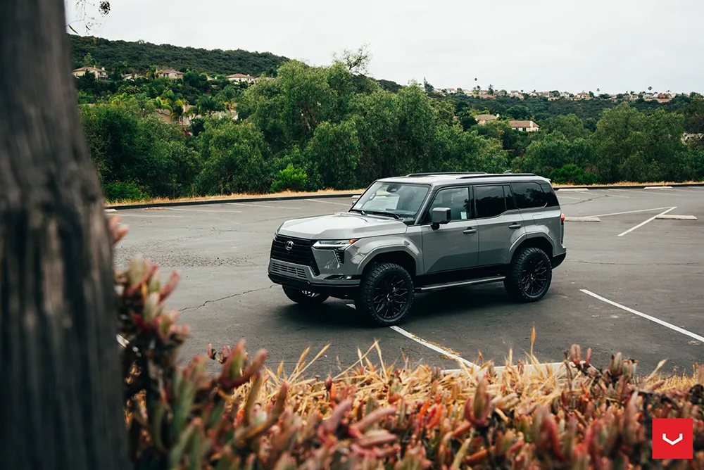Lexus GX550 - Vossen HF6-3 -HF6 Lug