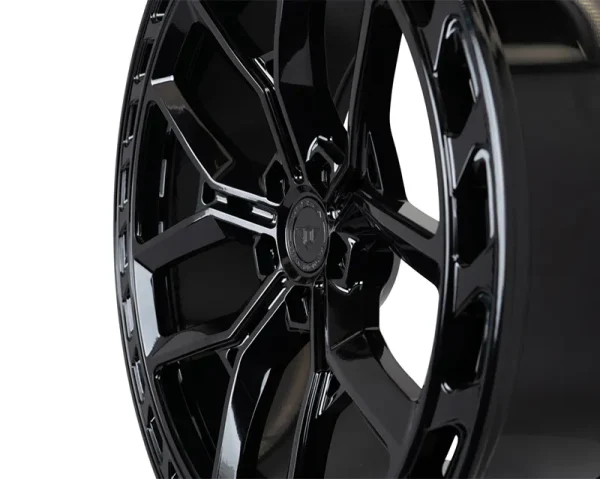 VOSSEN x URBAN UV-X