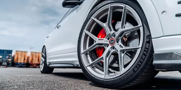 Audi Q8 nâng cấp Vossen HF-5