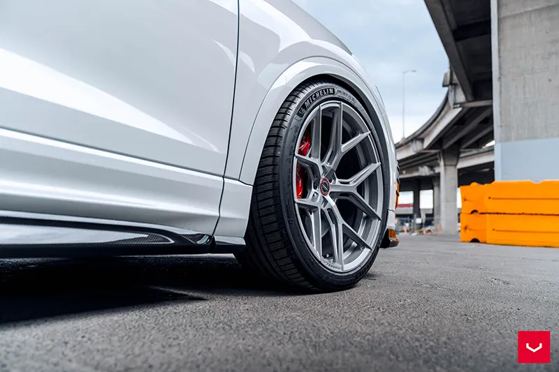 Audi Q8 nâng cấp Vossen HF-5