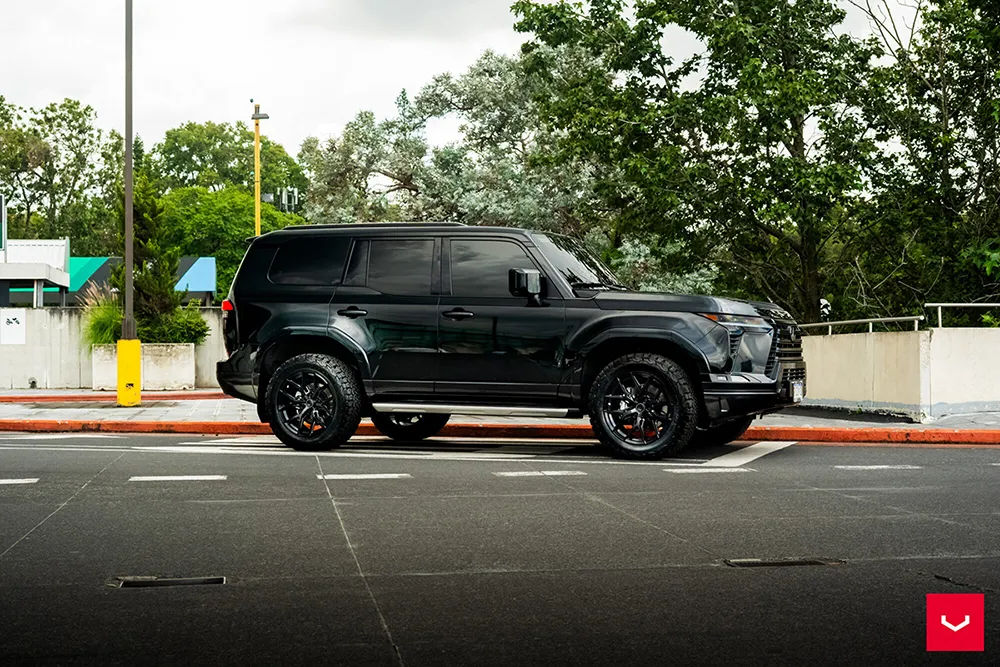 Lexus GX550 Vossen HF6-4 HF6-Lug