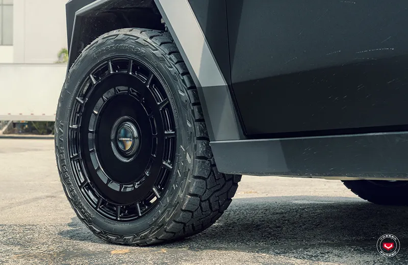 Tesla Cybertruck Vossen LC3-11