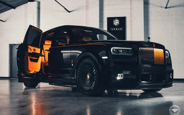 Rolls-Royce Cullinan độ mâm Vossen UV-5