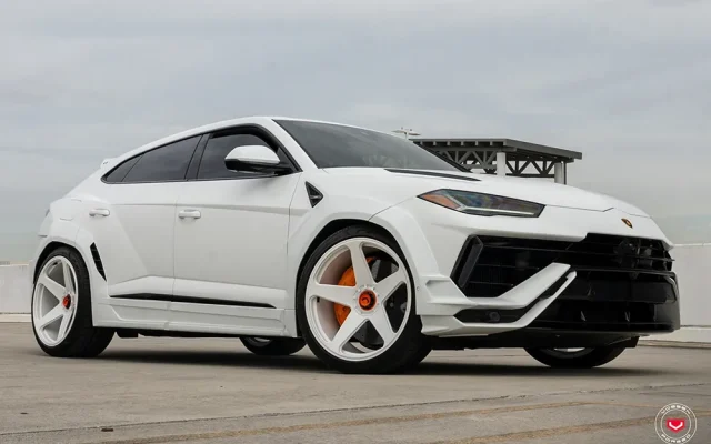 Lamborghini Urus - GEN-01