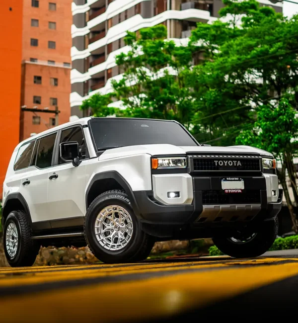 Toyota Land Cruiser Prado Vossen HFX-1 chính hãng