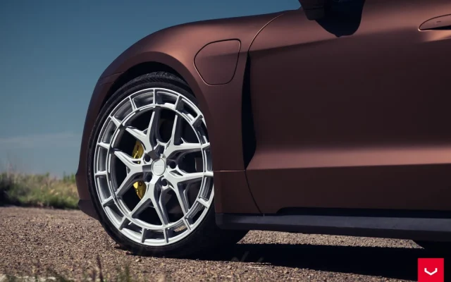 Porsche Taycan - Vossen HFX-1