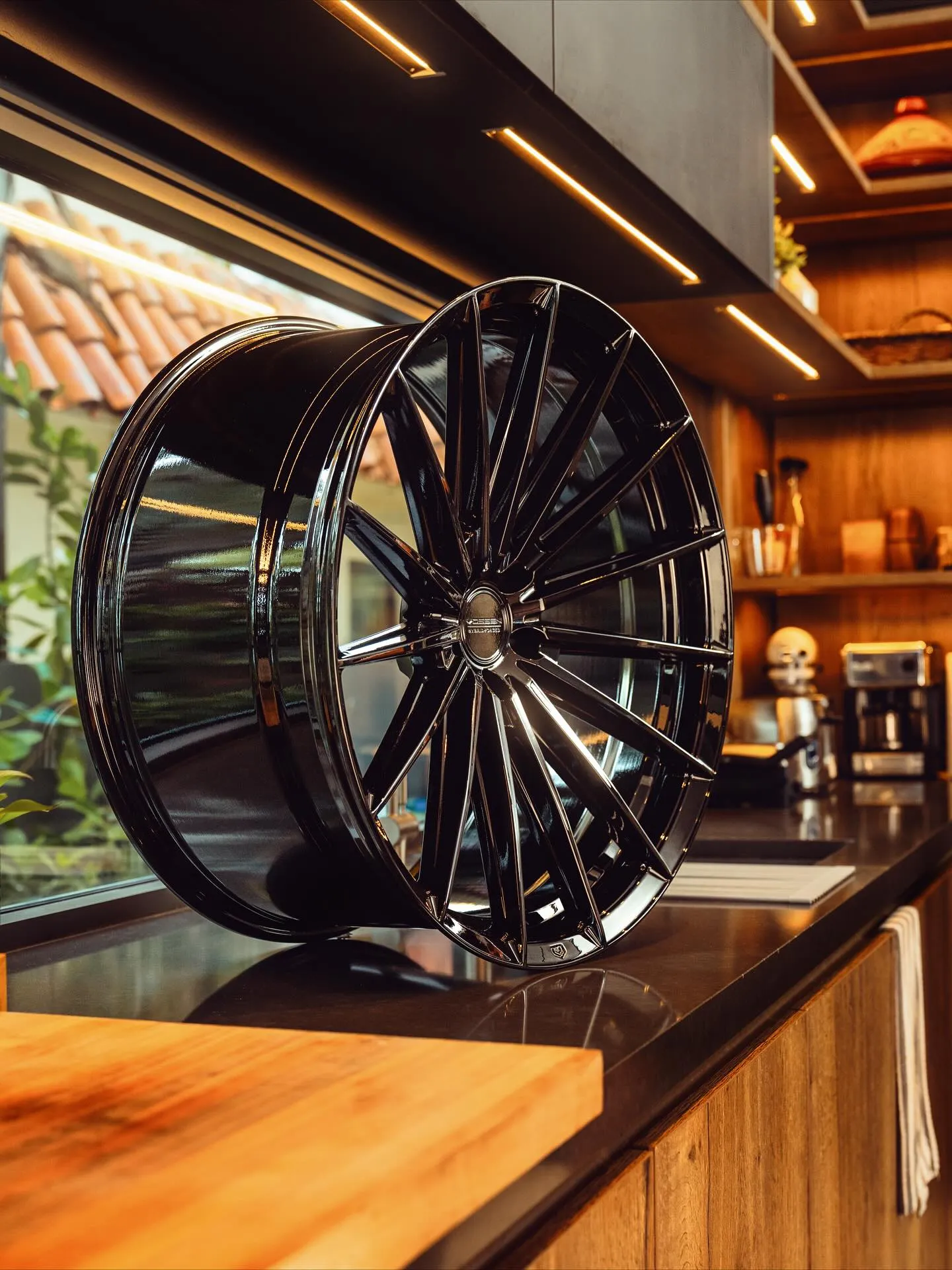Vossen HFX-4 | Hybrid Forged HFX Series
