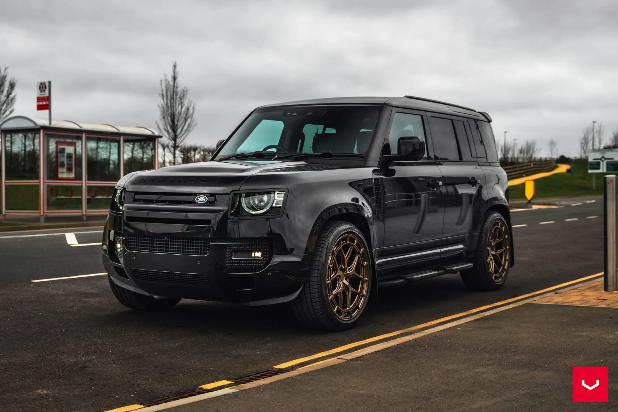 Range Rover Defender - Vossen HFX-1 - Terra Bronze
